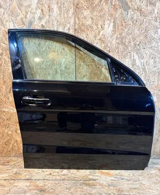 Mercedes-Benz GL X166 Front door