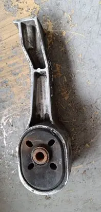 Volkswagen Sharan Gearbox mounting bracket 7m0399201