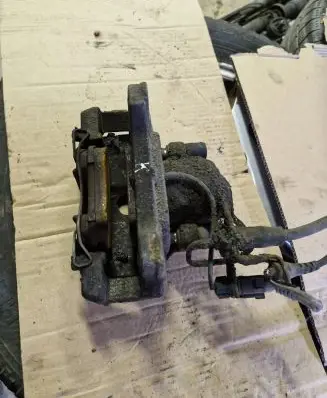 Audi A4 S4 B6 8E 8H Front brake caliper