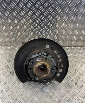 Audi Q7 4L Rear wheel hub spindle/knuckle 