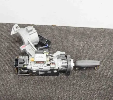 Opel Mokka Ignition lock 544764491 13500233
