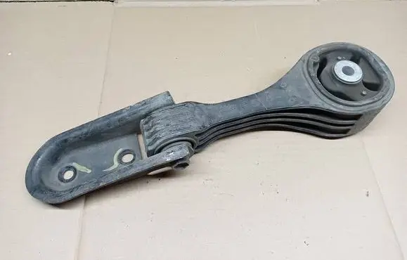Suzuki SX4 S-Cross Engine mount vacuum valve 