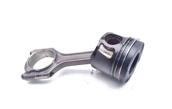 Opel Insignia A Piston with connecting rod A20DTE