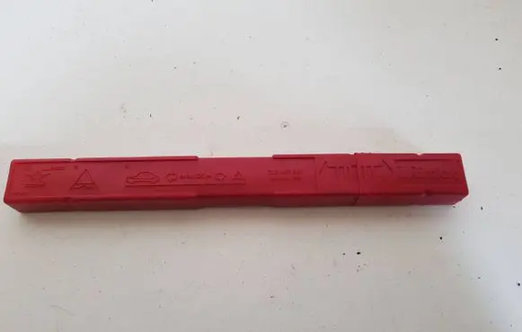 Audi Q7 4L Emergency warning sign 7L0860251