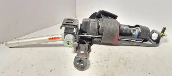 Volvo V50 Front seatbelt 3039143428