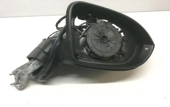 Volkswagen PASSAT B7 Engine control unit/module 23966940 30110