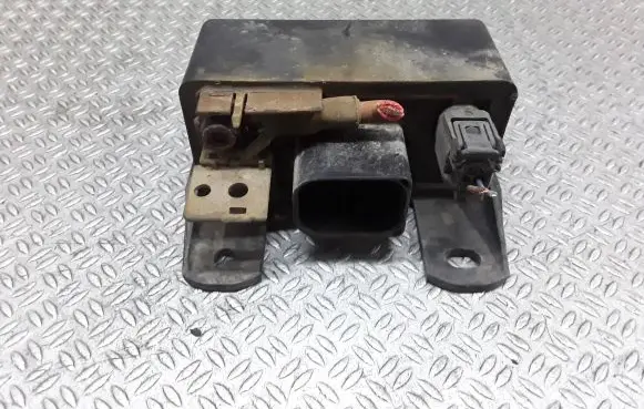 Mercedes-Benz Sprinter W906 Glow plug pre-heat relay