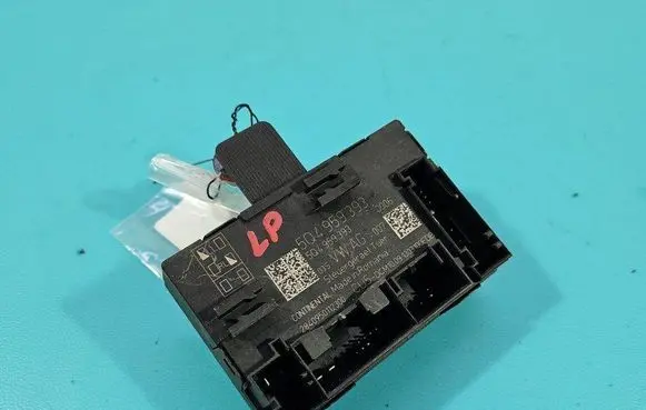 Skoda Octavia Mk3 (5E) Central body control module 5Q4959393 IMPRK1481272