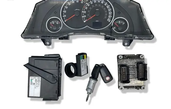Opel Meriva A Engine ECU kit and lock set 1039S17954 55353613 0261208255