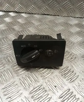 Ford Focus C-MAX Light switch 7M5T13A024LA