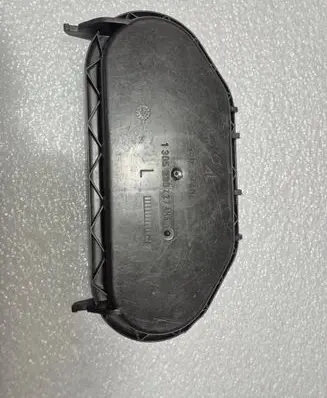Volkswagen Transporter - Caravelle T5 Headlight/headlamp dust cover 1305239227