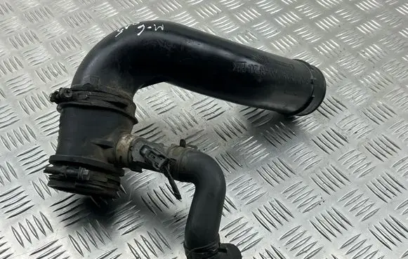 Mazda 6 Air intake hose/pipe SH0113225 K6805