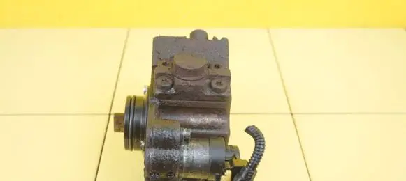 Opel Combo D Fuel injection high pressure pump 0445010266 263A2000