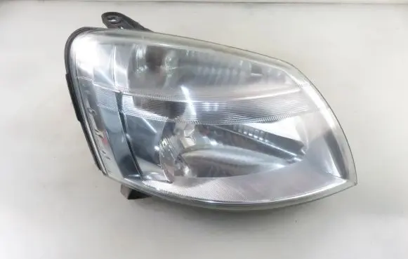 Peugeot Partner Headlight/headlamp