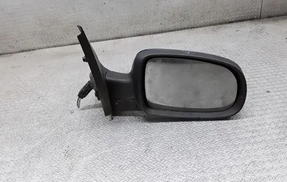 Opel Corsa C Front door electric wing mirror E11015724