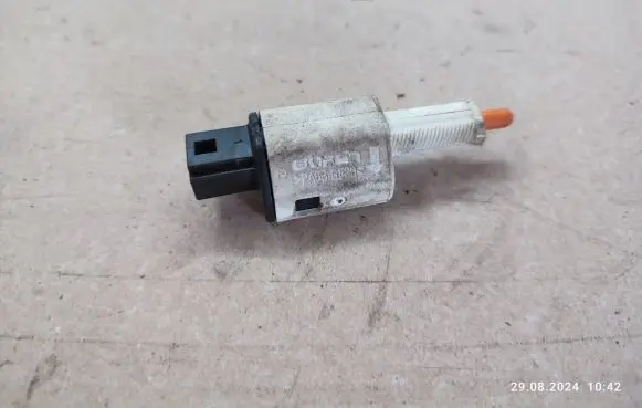 Renault Scenic III - Grand scenic III Brake pedal sensor switch 253200005R