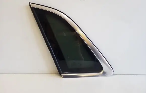 Audi Q3 F3 Rear side window 83A845297