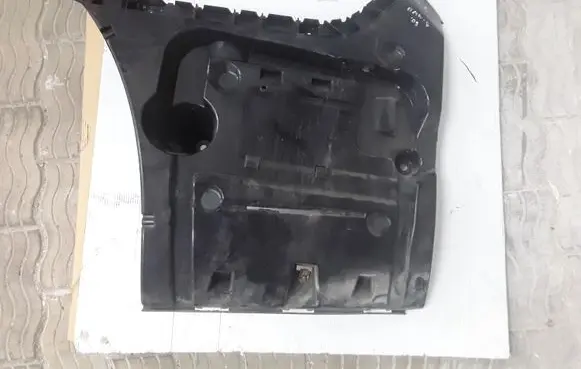 BMW 7 F01 F02 F03 F04 Bumper support mounting bracket corner 51127183885