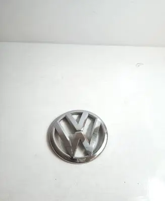 Volkswagen Beetle A5 Manufacturer badge logo/emblem 584760216autoas6 584760216