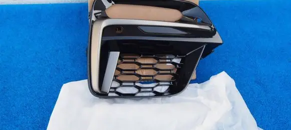 BMW X3 G01 Front bumper lower grill 8065096