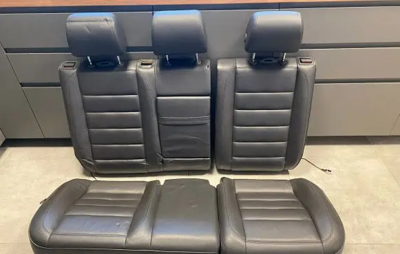 Volkswagen Touareg I Rear seat 7L6885805Q