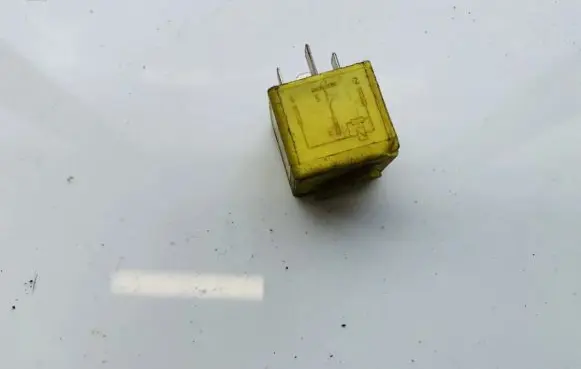 Ford Focus Other relay 93BG14N089B1B V23136-B1-X33