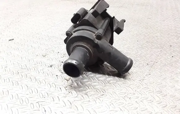 Audi A6 S6 C6 4F Electric auxiliary coolant/water pump 8K0819147 PA66GF30