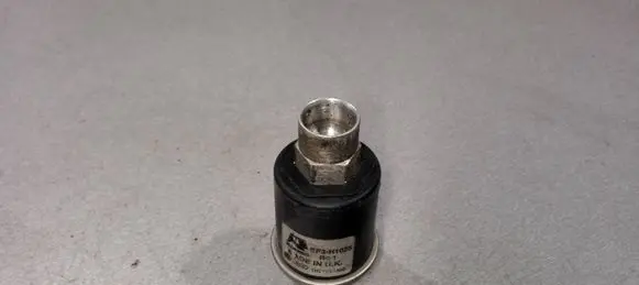 Air conditioning (A/C) pressure sensor