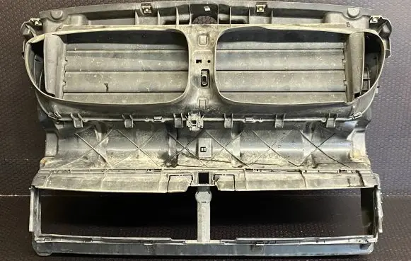 BMW 5 F10 F11 Radiator support slam panel 7200787 22793115 56450872