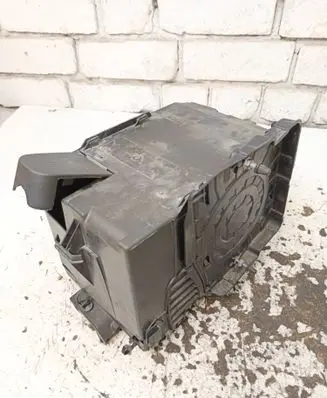 Battery box tray