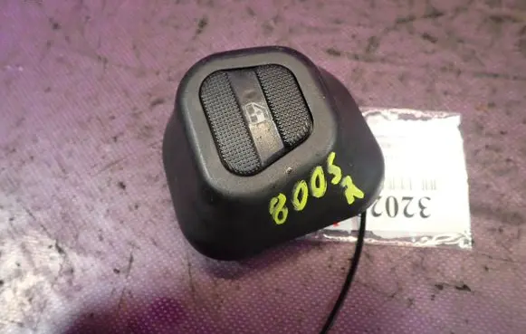 Volkswagen Golf IV Quarter vent window switch 