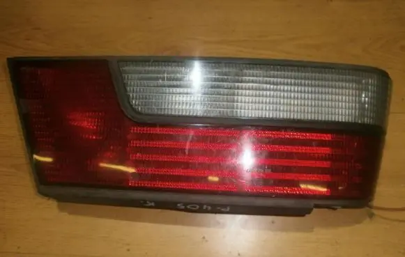 Peugeot 405 Rear/tail lights 6751223