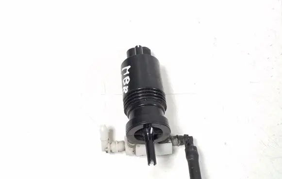 Mercedes-Benz R W251 Windscreen/windshield washer pump A1648690321