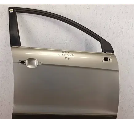 Chevrolet Captiva Front door