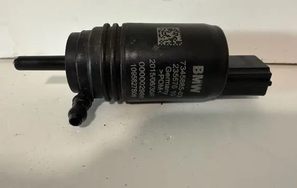 BMW 1 F20 F21 Windscreen/windshield washer pump 23557610 7345885 1095827S06