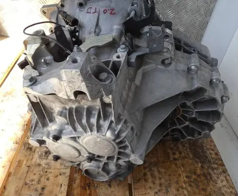 Ford Kuga I Manual 6 speed gearbox 8V4R7002BF