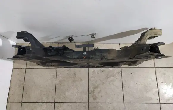 Peugeot 508 II Front subframe