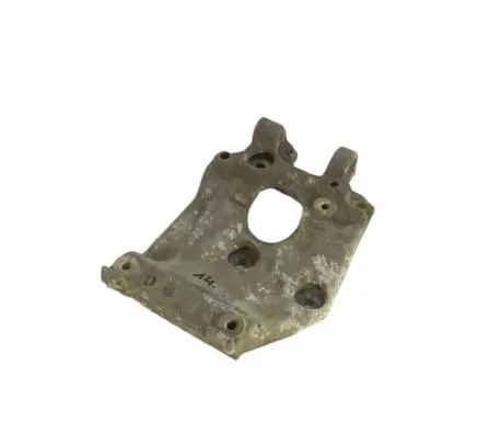 Citroen C5 A/C compressor mount bracket 9646719580
