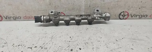 Nissan X-Trail T30 Fuel main line pipe 0445214192