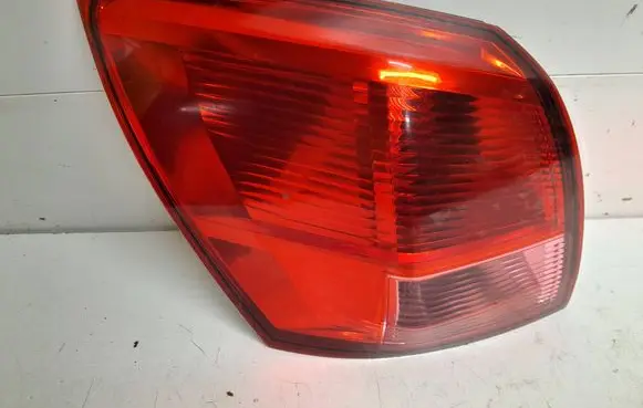 Nissan Qashqai Rear/tail lights 89070311