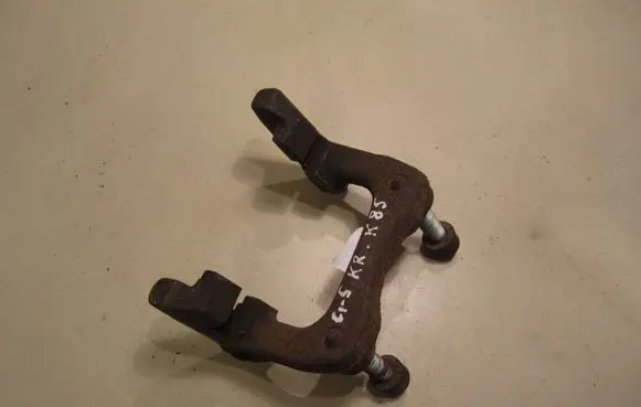 Volkswagen Golf V Brake caliper pad carrier rear 