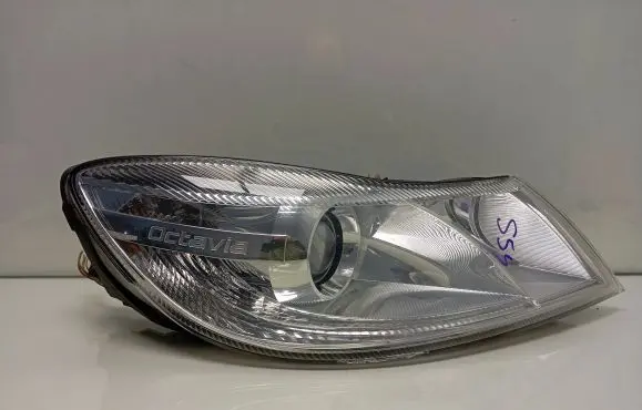 Skoda Octavia Mk2 (1Z) Headlight/headlamp 1Z1941016F 1EL24705202 24705202000254