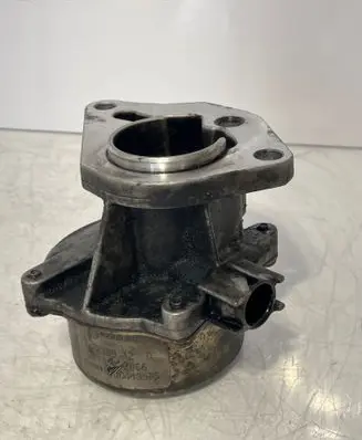 Renault Megane II Vacuum pump 8200113585 72238912D