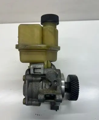 Mazda 6 Power steering pump GJ6F