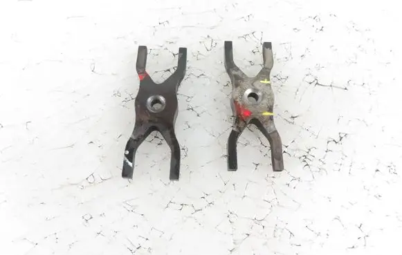 Ford Transit Fuel Injector clamp holder 6C1Q9L535AC