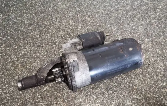 Audi A6 S6 C5 4B Starter motor 0001109021 059911023H