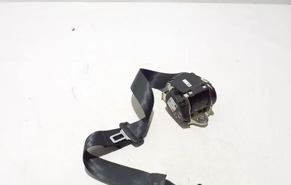 Rear seatbelt