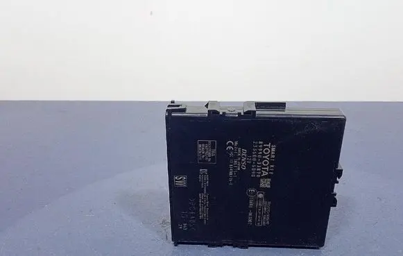Toyota Camry Other control units/modules 89990-33870