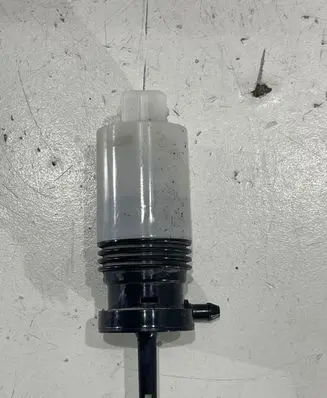 Volvo XC60 Windscreen/windshield washer pump 903938