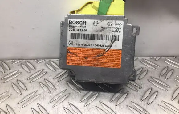 Mercedes-Benz E W211 Airbag control unit/module 2118702626 A2118702626 0285001880